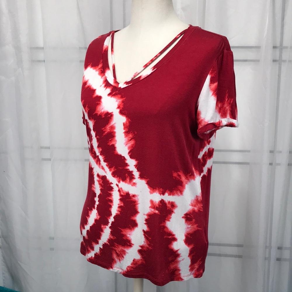 Madison Grey | Red & White Tie Dye Tee | Medium